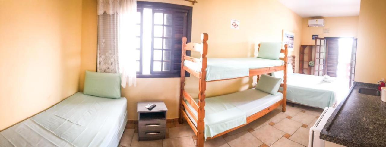 Pousada Solarium Unidade 1 Economica-Basica Гуаружа Экстерьер фото