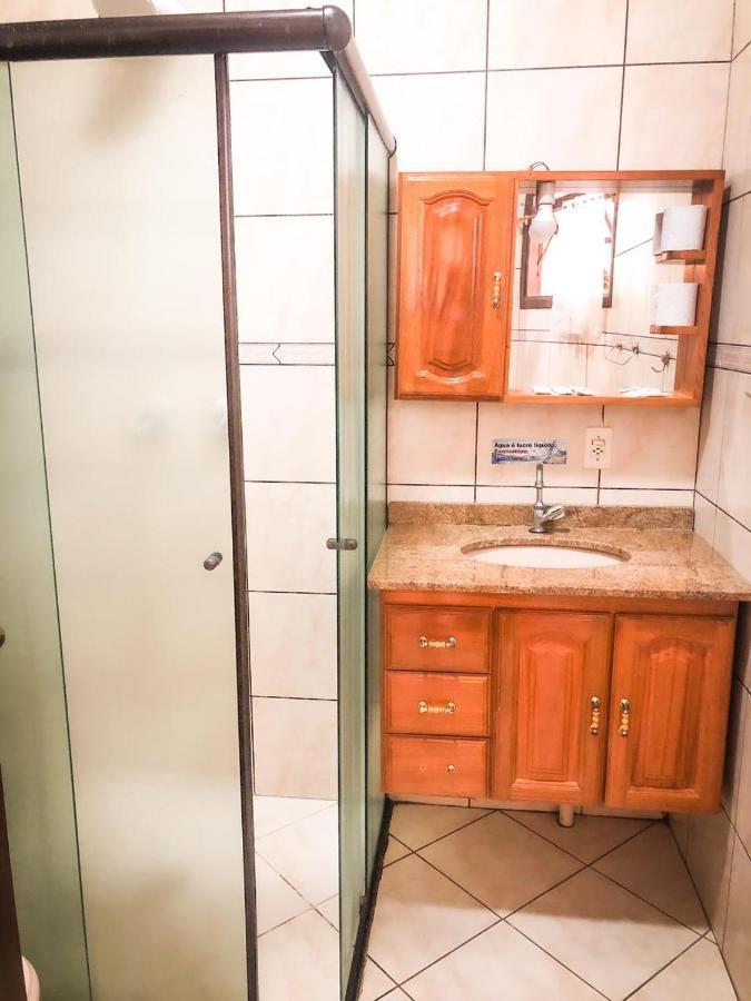 Pousada Solarium Unidade 1 Economica-Basica Гуаружа Экстерьер фото