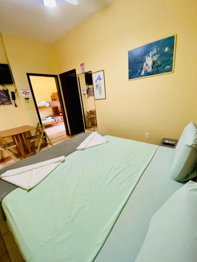 Pousada Solarium Unidade 1 Economica-Basica Гуаружа Экстерьер фото